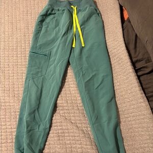 Figs Teal Woman’s Jogger Scrub Pants